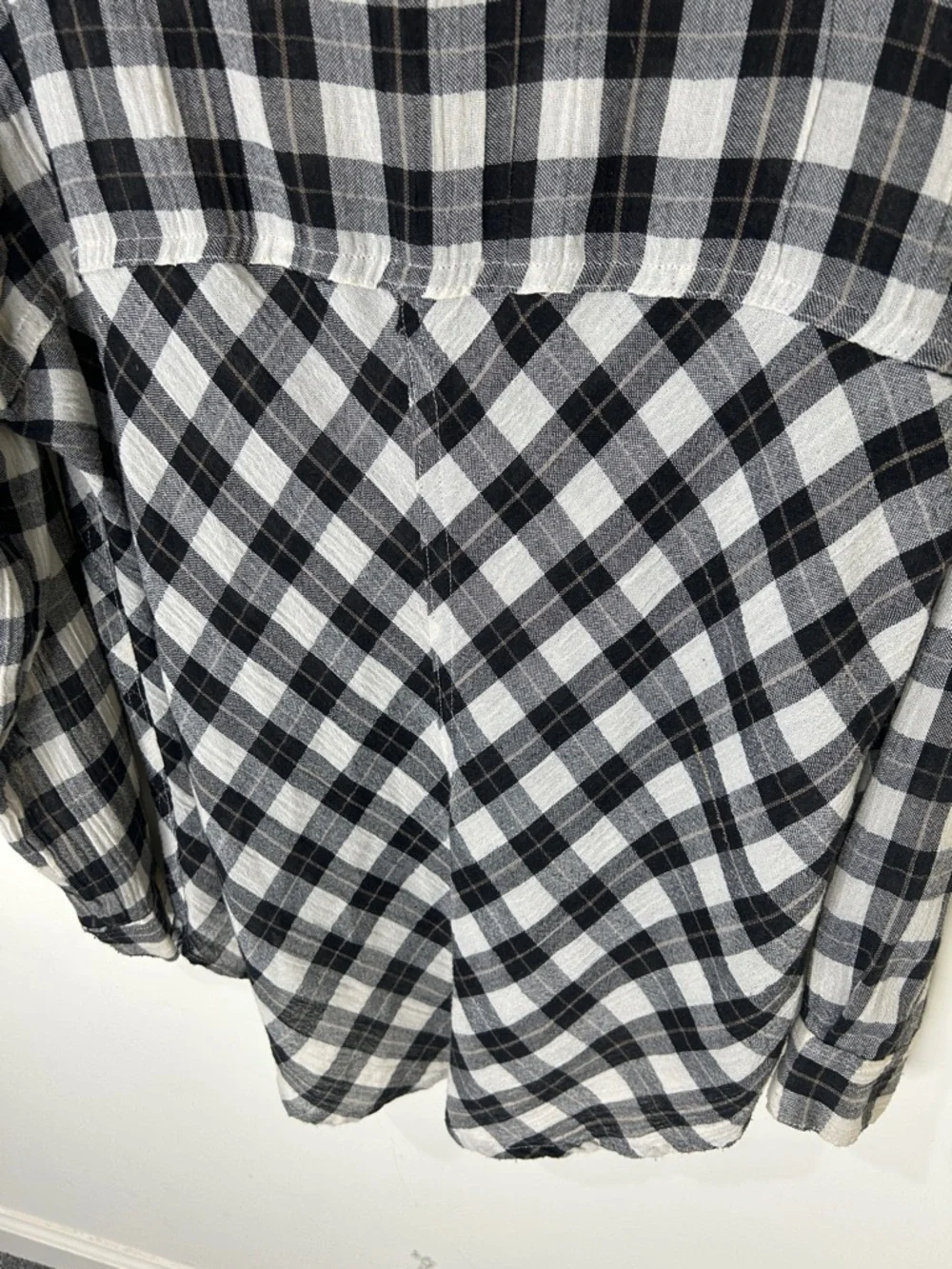 FREE PEOPLE Black White Plaid Snap Button Down Shirt Cutout Size Small